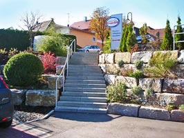 zugangstreppe